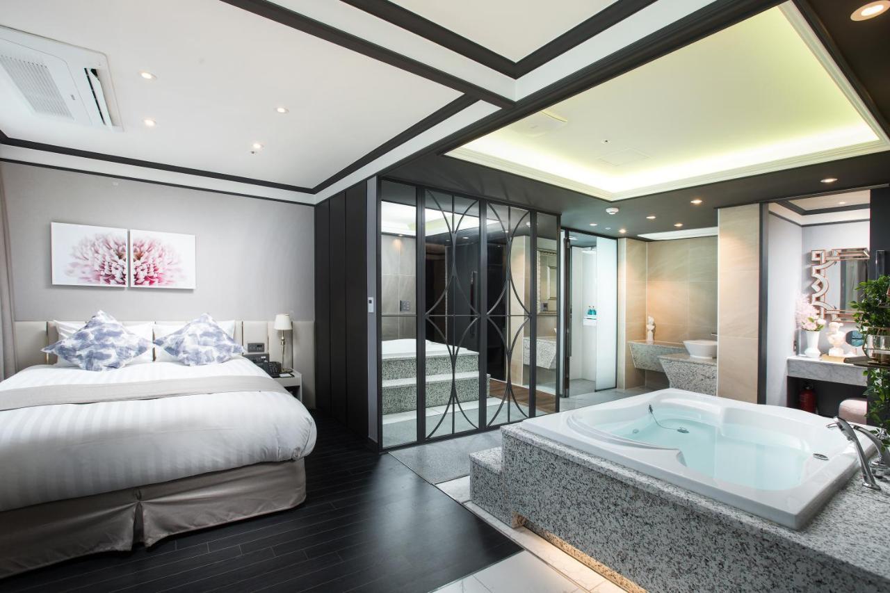 Utop Boutique Hotel&Residence Gwangju Metropolitan City Zewnętrze zdjęcie